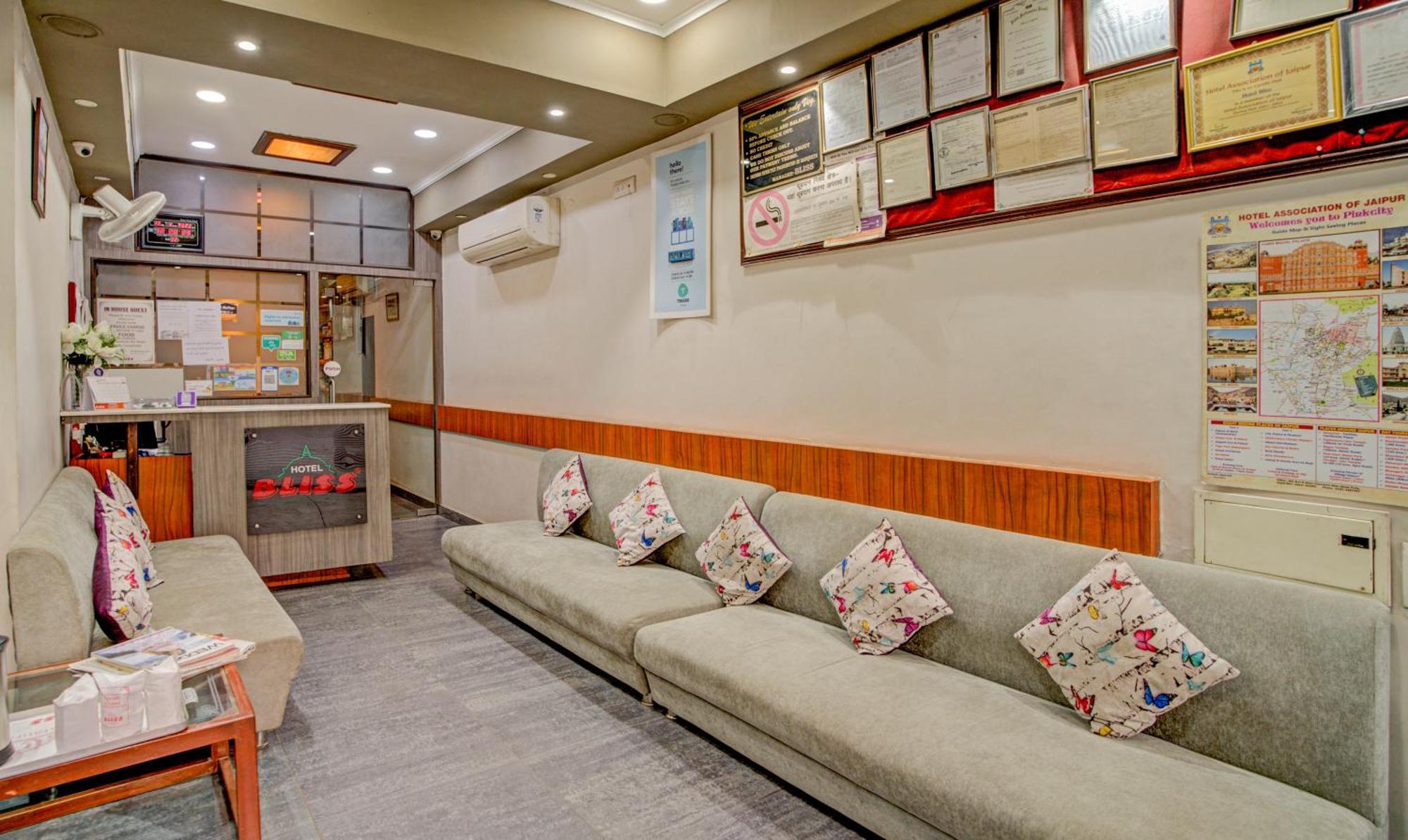 Treebo Bliss Hotell Jaipur Eksteriør bilde